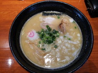 「濃厚中華そば 730円」@中華そば 輝羅の写真