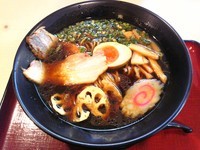 「たまり醤油らーめん」@らーめん村里木 友部SA（下り）の写真