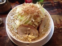 「マンモスラーメン（ニンニク）」@泪橋の写真