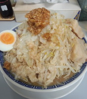 「醤油ふじ麺、麺少なめ、アブラ」@鶏とふじの写真