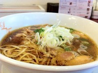 「らんち麺」@黄金の塩らぁ麺 due Italian 市ヶ谷店の写真