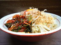 「汁なしニラキムチ・チーズ(ニンニク・アブラ)」@ラーメン二郎 横浜関内店の写真