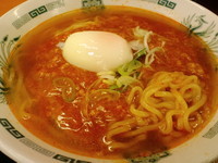 「温玉旨辛ラーメン　490円」@日高屋 渋谷宮下公園前店の写真