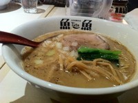 「焦がし煮干しラーメン」@立川中華そば 魚魚-toto-の写真