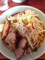 「小ラーメン＋野菜＋にんにく」@豪徳寺ラーメン りらくしんの写真