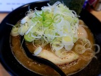 「濃厚煮干し:半熟煮たまご:ネギ」@中華そば 響の写真