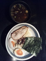 「特上醤油つけめん(あつもり)」@七重の味の店 めじろ 代々木店の写真