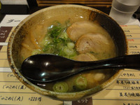 「清正新味（中細麺・並盛）」@麺屋 清正の写真