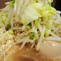 「小ラーメン（ニンニク）　650円」@豚星。の写真