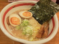 「塩るるも　＋半熟味玉：サービス券」@北海道ラーメン るるも 長野駅前本店の写真