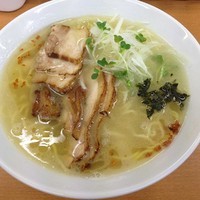 「鶏ぶた塩拉麺　750円」@富白 御徒町本店の写真