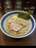 「煮干しらーめん」@俺の麺 春道の写真