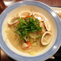 「海鮮とくちゃんぽん  500円」@長崎ちゃんぽん  リンガーハット 新横浜北口店の写真