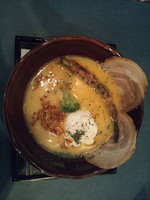 「白  鶏白湯そば＋チャーシュー２枚」@麺巧 潮の写真