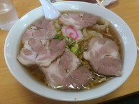 「チャーシューワンタンメン大盛り+麺硬め」@平和園の写真