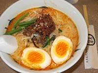 「ごまの旨辛そば　850円＋双子の味玉　100円」@与ろゐ屋の写真