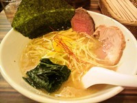 「らーめん」@RAMEN DINING JinGuの写真