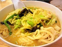 「海鮮味噌カレー麵」@手打拉麺 焼小龍包 京の華の写真