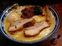 「特製チーズ坦々麺」@中華そば 旋の写真