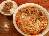 「豚味噌タンメン（辛みあり）＋挽き肉ご飯（小）」@酒と肴と麺の店 田村屋の写真