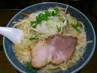 「中らぁめん\750」@麺処 むささんじんの写真