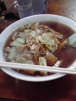 「スープ入り焼きそば（大）700円」@こばや食堂の写真