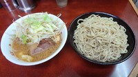 「小ラーメン（650円）＋つけ麺（150円）ヤサイニンニク」@ラーメン二郎 めじろ台法政大学前店の写真