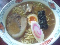 「赤丸中華そば大盛600+100円」@梵天丸の写真