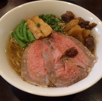 「３月限定　牛らーめん　８００えん＋中盛り　５０えん」@麺処 ほん田 nijiの写真