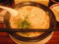 「濃厚海老雲呑麺」@広州市場 西新宿店の写真