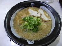 「然ら限界こってりらーめん」@然屋高岡らーめんの写真