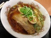 「炙り麦豚ラーメン ６５０円」@炙りチャーシューラーメン 口福軒の写真