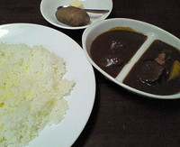 「（昼時サービス）ビーフカレー／野菜カレー（辛口）　１０００円」@ガヴィアルの写真