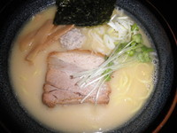 「濃厚鶏だし塩　「750円」」@らーめんなが田の写真