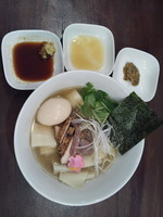 「味玉かっけつけ(温)」@ラーメン愉悦処 似星の写真