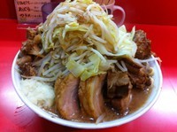 「小らーめん＋豚増し3枚＋ほぐし豚」@麺屋 桐龍の写真