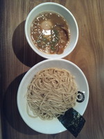 「味玉つけめん(あつもり)＋自家製チーズケーキ」@RAMEN GOTTSUの写真