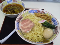 「つけめん（大盛り）　　※恥ずかしながら鶏チャー抜き」@乱切り手もみ中華そば りょうがの写真