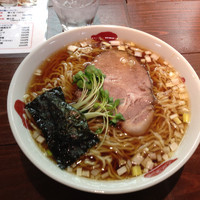 「支那そば大盛り」@支那そば 正月屋の写真