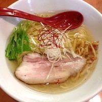 「香彩鶏だし塩らーめん（￥750）」@麺屋 翔 西新宿本店の写真