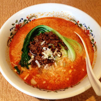 「白胡麻担々麺」@新中華食堂 天海の写真