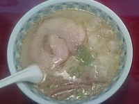 「塩ワンタンメン７００円」@ごんや中華麺房の写真