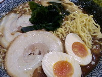 「魚豚ラーメン【大盛】(680円)＋味玉(100円)」@屯ちん SUNAMO店の写真