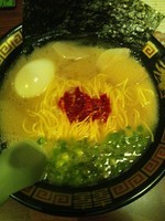 「ラーメン（半熟塩ゆでたまご・海苔トッピング）」@一蘭 名古屋栄店の写真