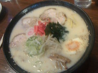 「とんこつラーメン大盛800円」@金ちゃんラーメン 高畠店の写真