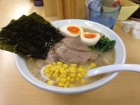 「塩とんこつらーめん+豚バラ／\750+200」@麺家 弘の写真