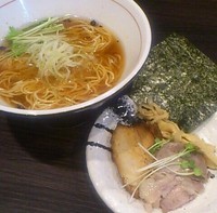 「豊潤鶏だし醤油ラーメン・700円」@麺処 ほん田 nijiの写真