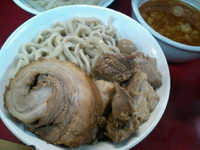 「小つけ麺豚入り(ラー油少なめ) 巻きチャー ニンニク少し」@蓮爾 登戸店の写真