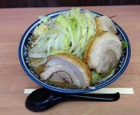 「ミニラーメン（豚入り）＋ニンニク」@魔人豚の写真