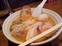 「鶏そば(醤油)+特製トッピング」@はりけんラーメンの写真